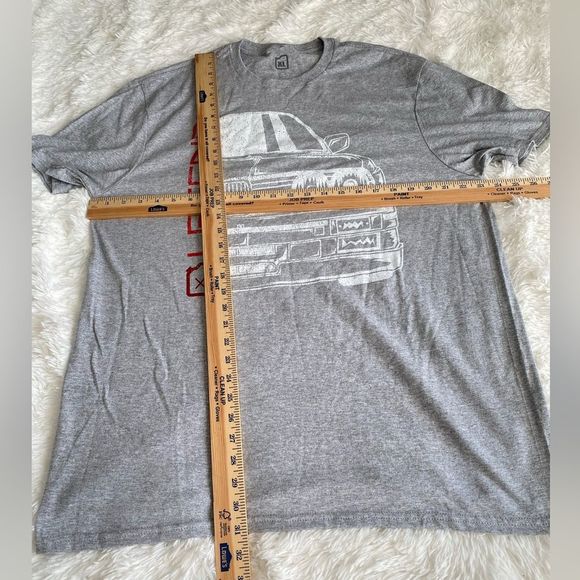 PetrolBox NWOT Car Graphic T-Shirt Gray automobile Racing Short Sleeve S… - Picture 8 of 9